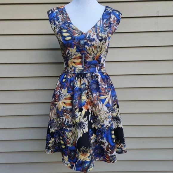 Jealous Tomato Blue Multicolor Dress Abstract Print Cut-Out Sides Mini Short - Picture 3 of 16